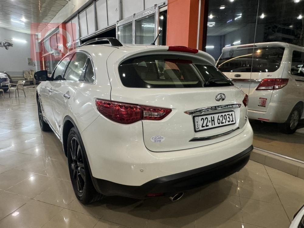انفنتي Q70